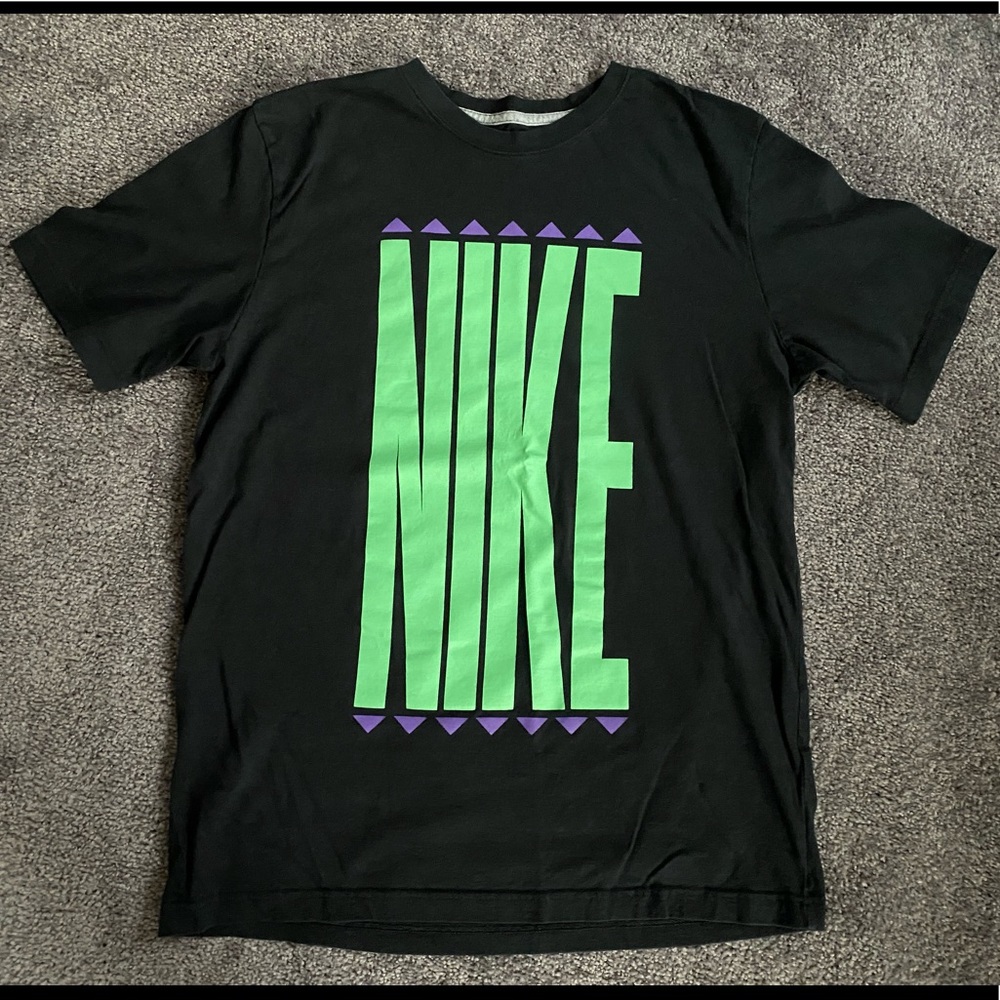 Nike T-shirt